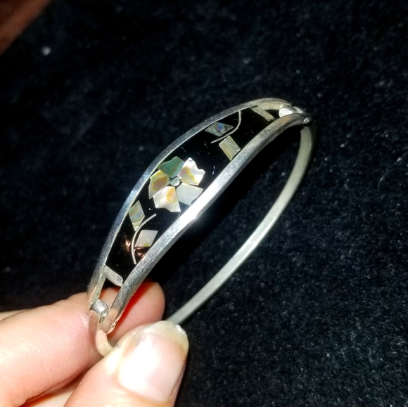 Mexico Abalone Bracelet - Picture 1 of 6